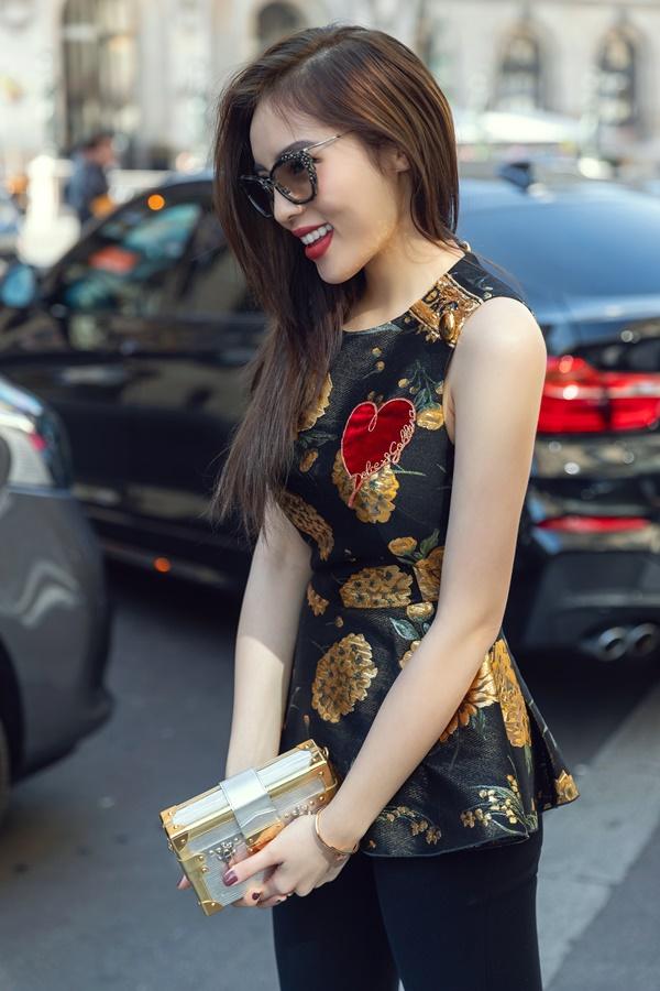 Kỳ Duyên tươi tắn đọ sắc đệ nhất mỹ nữ Thái Lan - Mai Davika ở Paris Fashion Week 2018-4