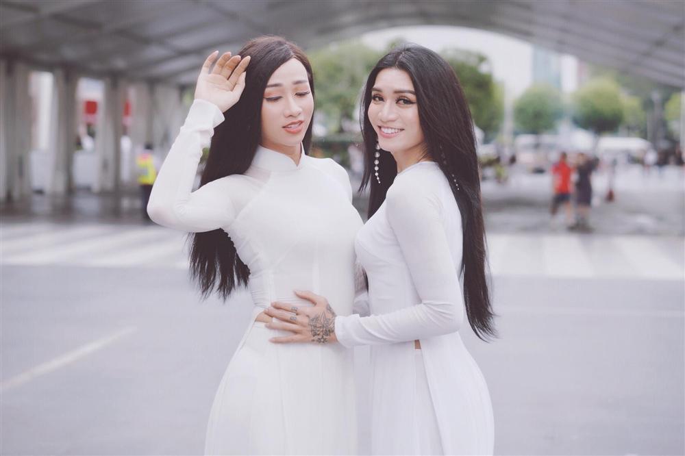 Hết đăng ảnh dìm hàng nhau, BB Trần và Hải Triều lại công khai tranh giành trai đẹp-1