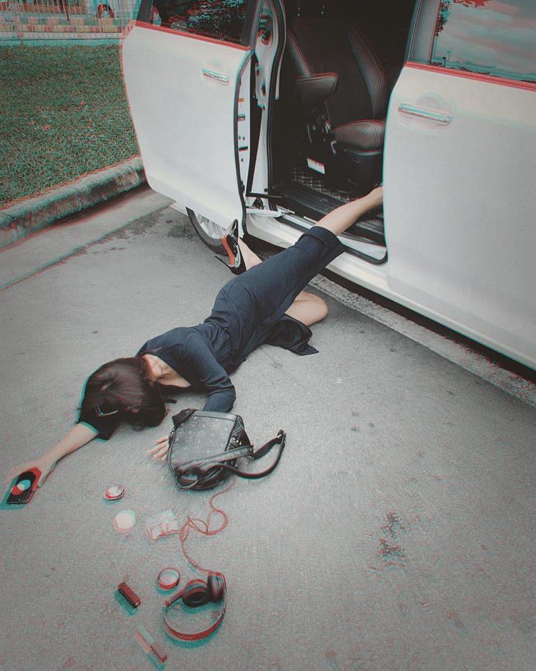 Lầy như BB Trần, Sĩ Thanh: Khoe hàng hiệu xế sang cũng phải theo trend ngã sấp mặt mới chịu-4