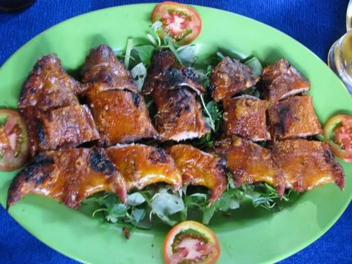 Nhà lầu - xế sang cũng chẳng bằng những món ăn độc dị nhưng khoái khẩu của dàn sao Việt-7