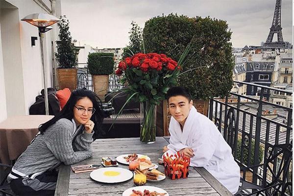 Tròn mắt với cách yêu của các thiếu gia con nhà tỷ phú-5