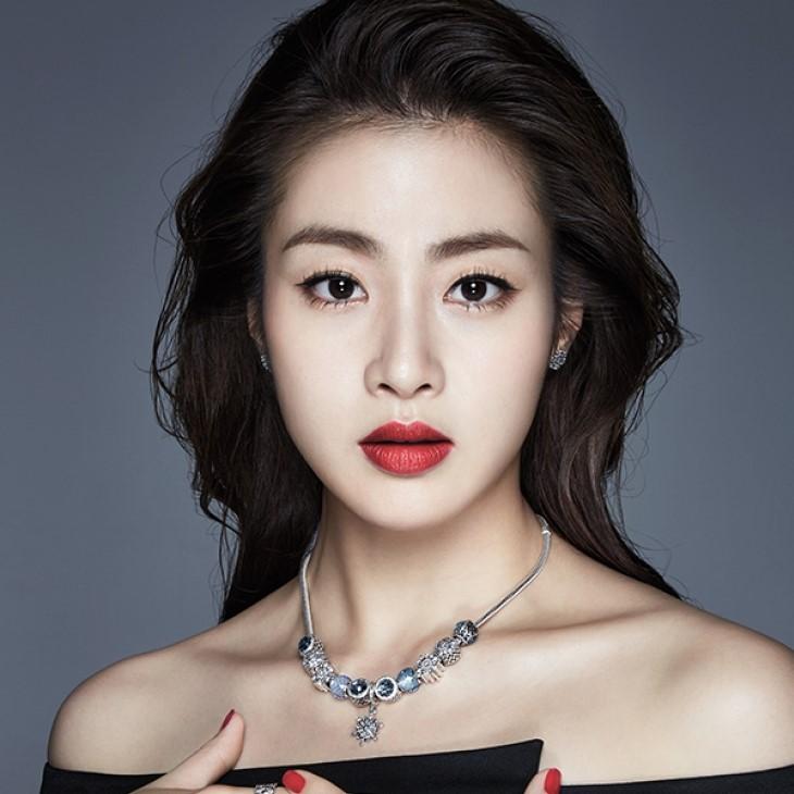 Kwon Sang Woo và bà xã hoa hậu kết hôn 10 năm vẫn nồng nàn như ngày đầu-5