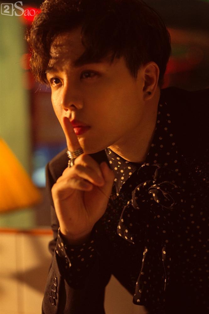 Trong khi Trịnh Thăng Bình đang so deep thì Salim lại xuất hiện đầy khó hiểu-1