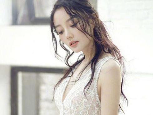 Lý Tiểu Lộ thắng kiện vì có người bôi nhọ danh dự khi vu oan thêm số vụ ngoại tình