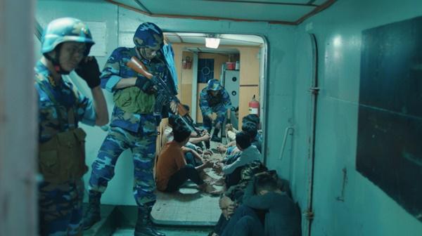 Hậu duệ mặt trời Việt Nam: Song Luân yêu Khả Ngân ngay từ cái nhìn đầu tiên-1