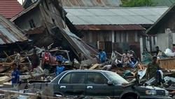 Đã có 420 người chết vì động đất, sóng thần ở Indonesia
