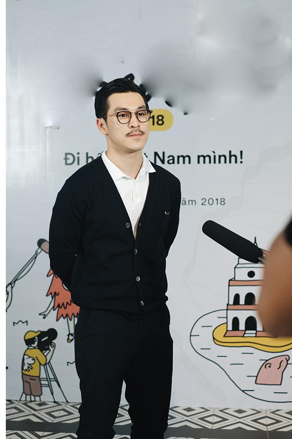 Hương Giang Idol khoe vòng 1 gợi cảm, liên tục giữ dây áo vì quá mảnh-13