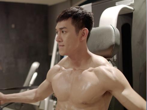 Linh Miu nói gì về cảnh giật tóc Khả Ngân trong Hậu duệ mặt trời bản Việt?-8