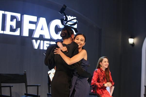 Võ Hoàng Yến chê Minh Hằng thậm tệ tập đầu The Face: Không được học bảo sao catwalk xấu thế-10