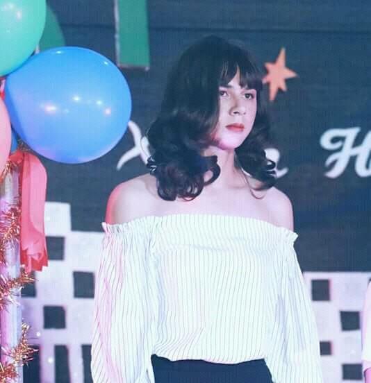 Dân mạng tìm kiếm gương mặt thật của nam sinh FPT giả gái xinh đẹp-1