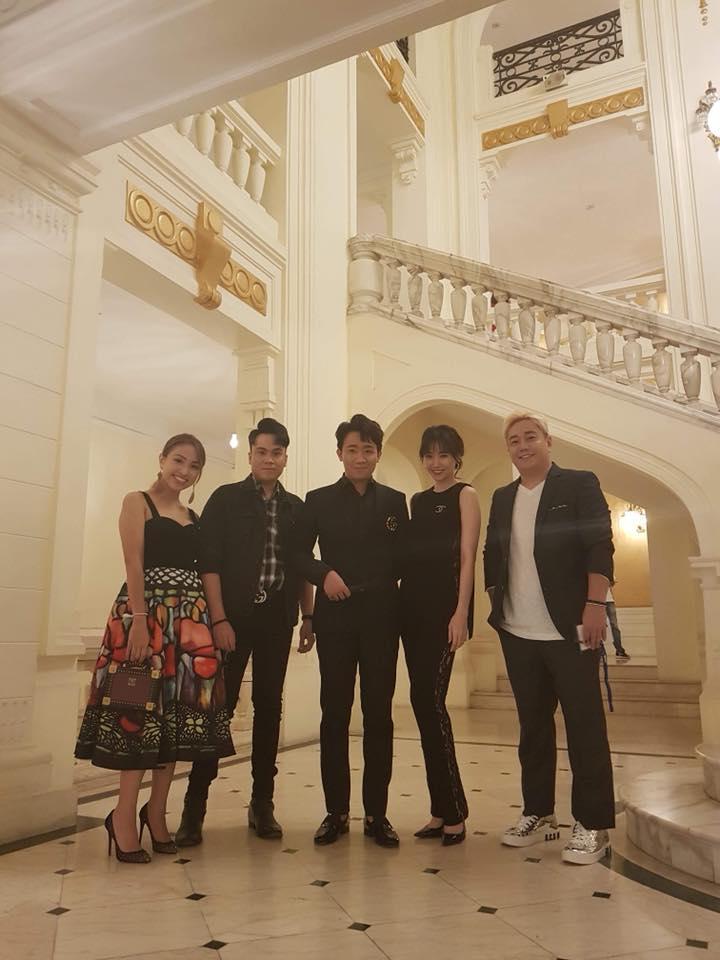 Diễm Hương phô diễn hình thể với bikini mặc nghi vấn đập mặt xây lại-5