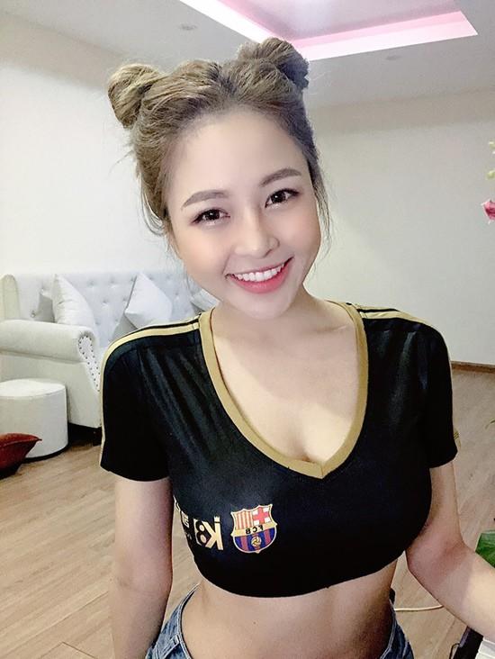 Hotgirl Trâm Anh chuyển hướng từ ngoan hiền sang sexy quá đà, dân mạng giật mình: Nhìn không nhận ra nữa-8