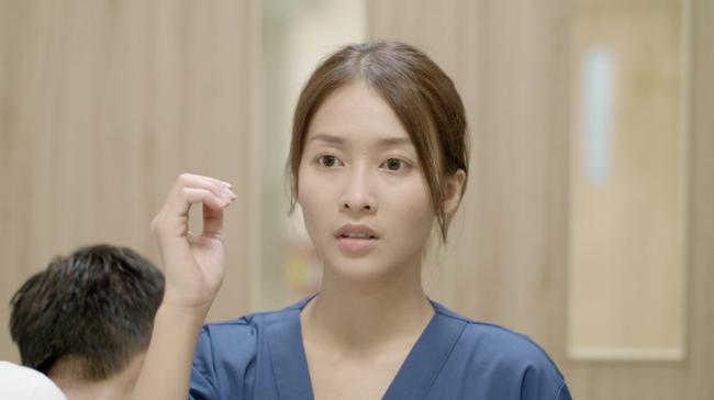 Khả Ngân bị mọt phim nhận xét make-up nhợt nhạt hốc hác trong Hậu Duệ Mặt Trời-4