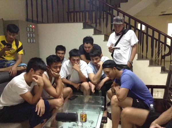 Cư dân mạng Trung Quốc khen ngợi Song Luân có khí chất quân nhân hơn Song Joong Ki-6