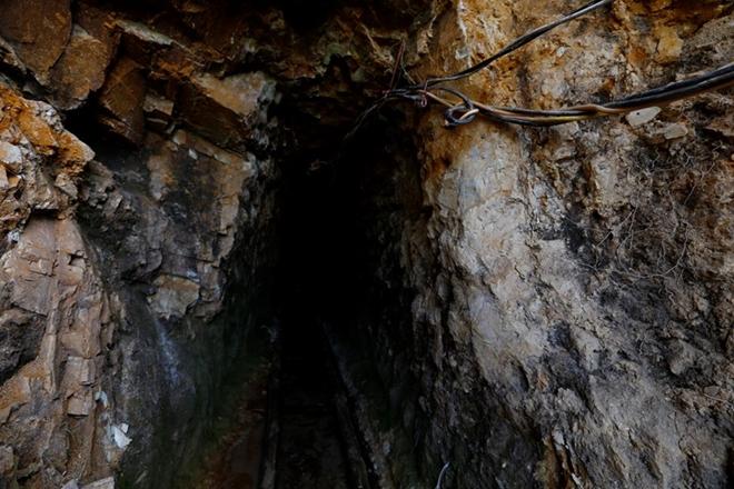 Đột nhập đường hầm bí mật của vàng tặc ở Lâm Đồng-6