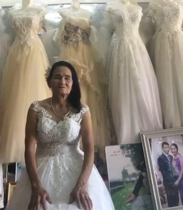 Hé lộ sự thật về hình ảnh cụ bà 70 tuổi đi thử váy cưới ở Nghệ An-1
