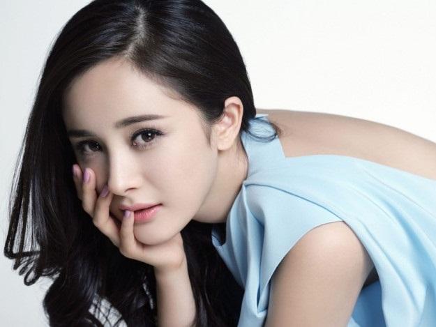 Nhan sắc thật của sao nữ hút hơn 14 tỷ lượt xem trên màn ảnh-6