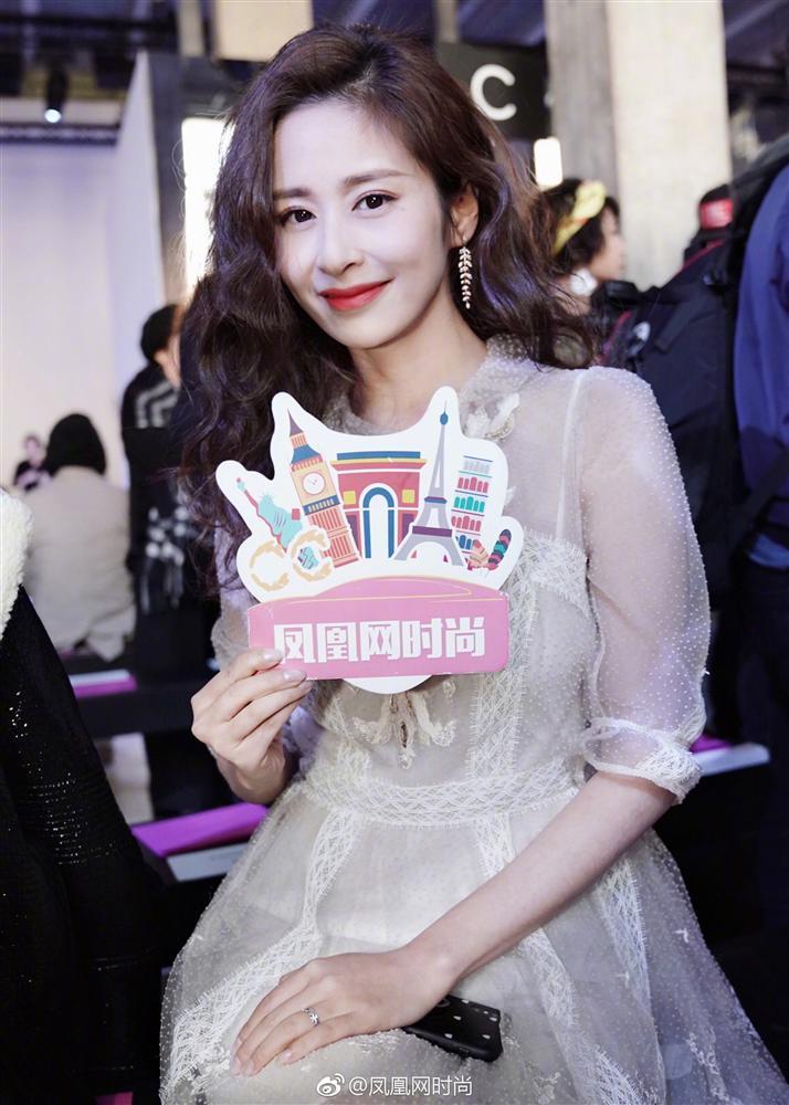 Lâm Tâm Như nổi bật bên Xa Thi Mạn và Ngô Cẩn Ngôn-7