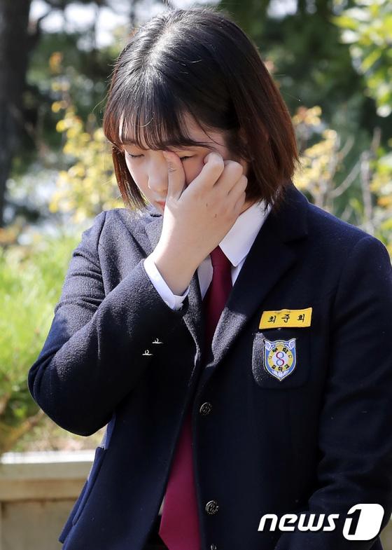 Kỷ niệm 10 năm ngày Choi Jin Sil tự tử: Hai con đã trưởng thành và bước qua nỗi đau mất mẹ-5