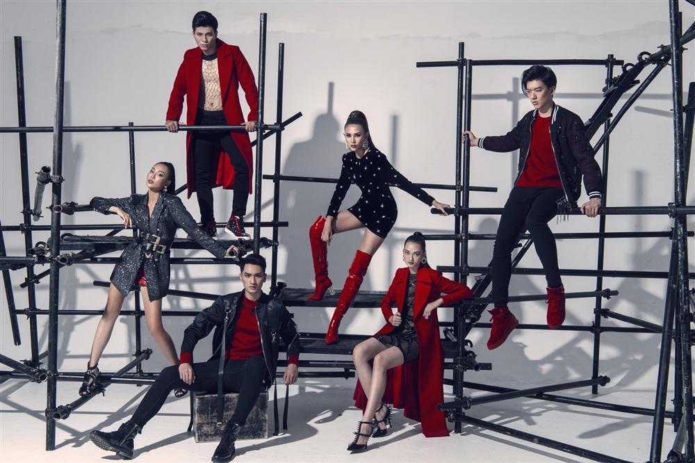 Khổ thân thành viên của team Võ Hoàng Yến, chưa bị loại khỏi The Face đã bị HLV truất quyền được chụp ảnh?-2