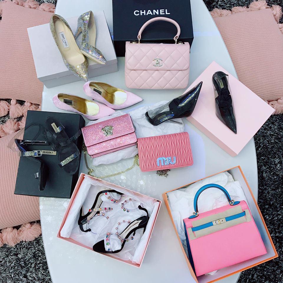 Ngọc Trinh tiết lộ bí mật sau cánh cửa màu hồng: Người yêu bắt thay váy và chụp lia lịa-2