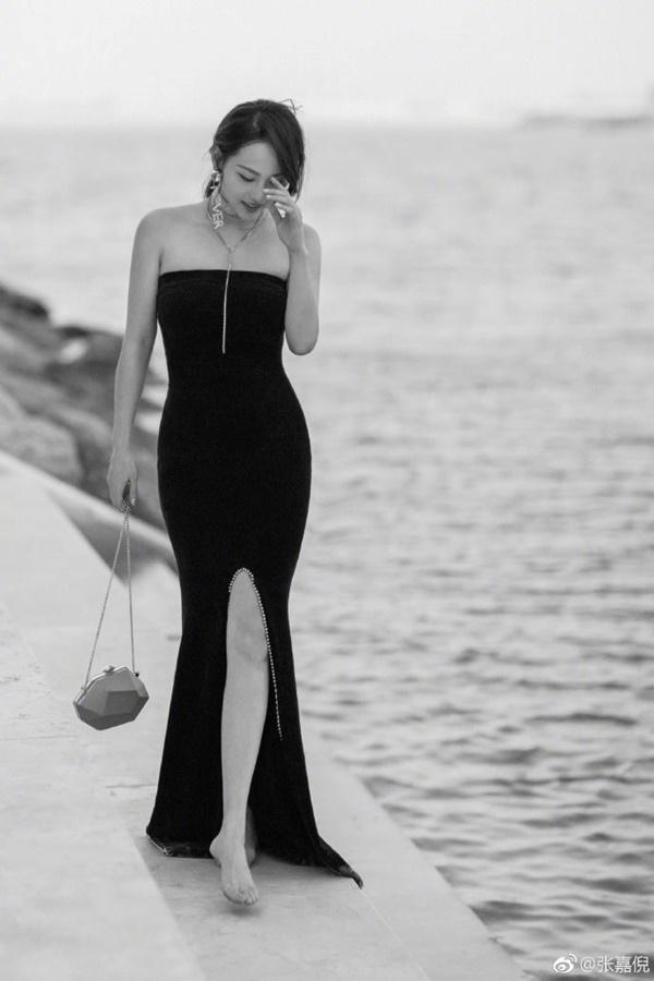 Trương Gia Nghê Diên Hi công lược khoe vẻ quyến rũ ở tuổi 31-3