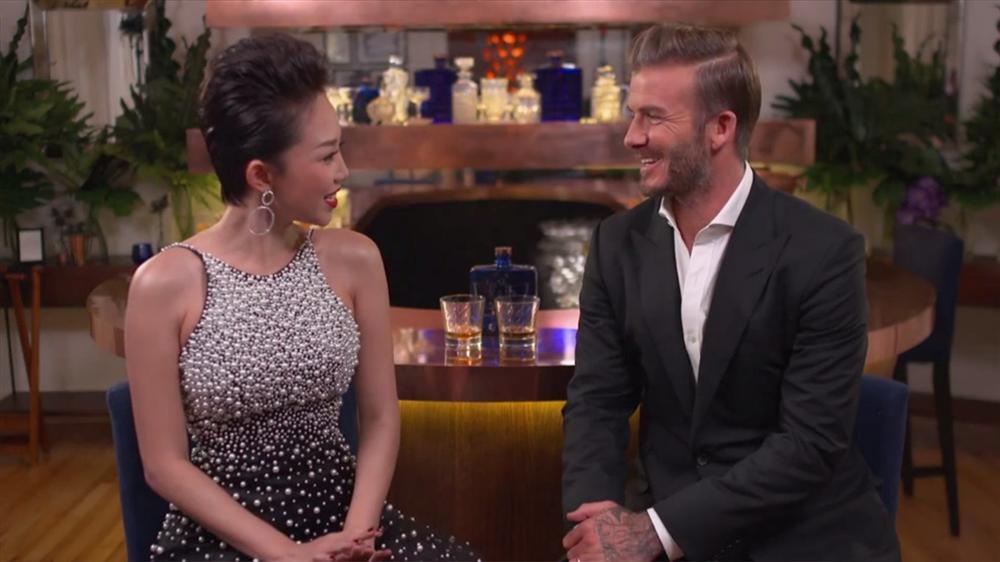 Mỹ nhân Việt nào sở hữu nhan sắc xứng đôi nhất khi chụp hình cùng cựu danh thủ David Beckham?-9