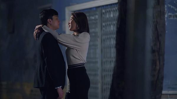 Gạo nếp gạo tẻ tập 65: Có ai nhọ như Thúy Ngân, ngoại tình với trai nhưng lại bị trai cắm sừng-4