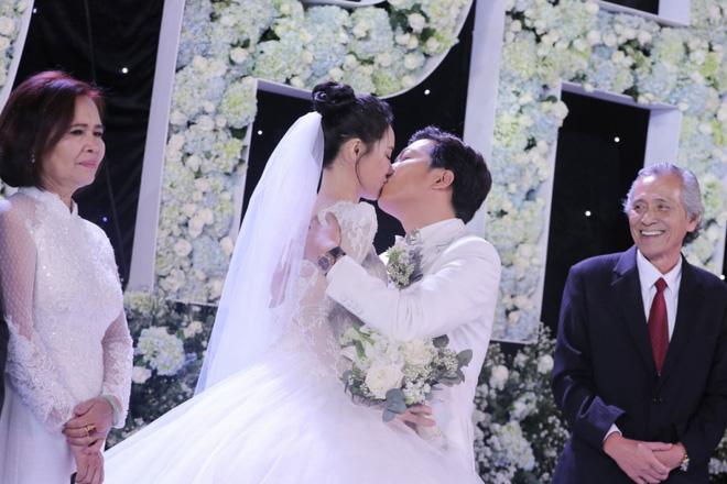 Hari Won, Trấn Thành và bài học để đời cho vợ chồng Trường Giang - Nhã Phương-2