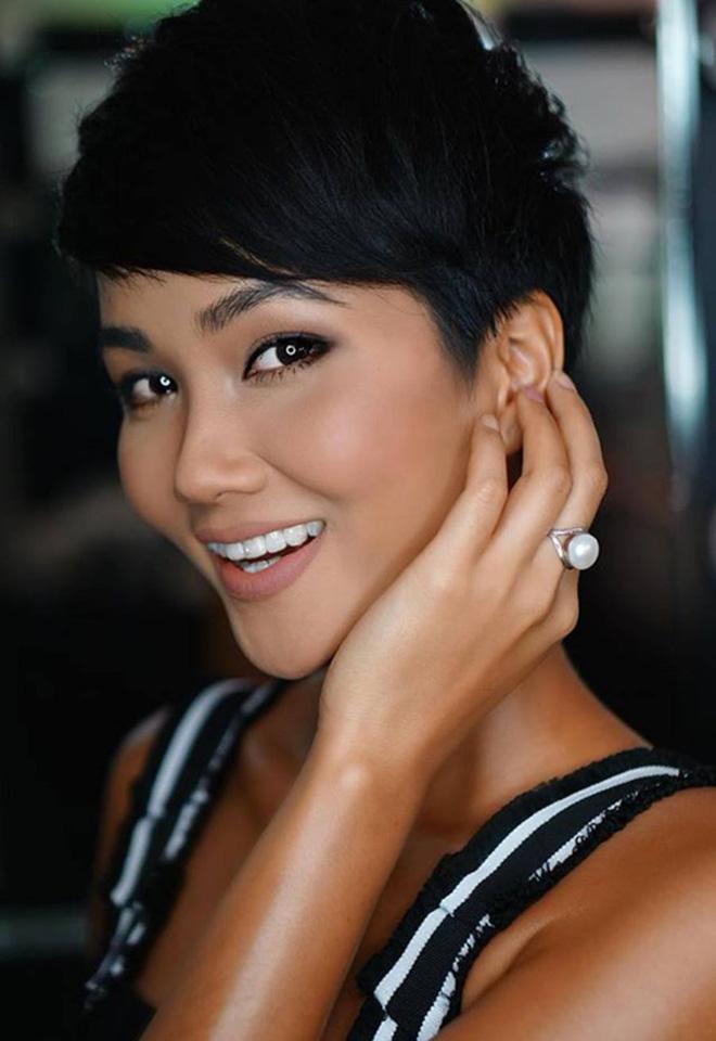 Hết dài rồi đến ngắn, giờ là giai đoạn HHen Niê gây giật mình với màu tóc mới cực chất-11