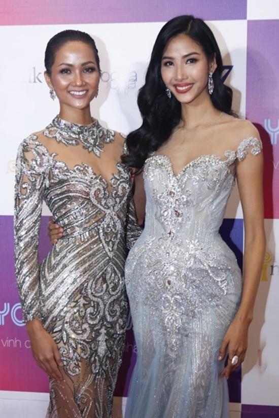 Hết dài rồi đến ngắn, giờ là giai đoạn HHen Niê gây giật mình với màu tóc mới cực chất-19