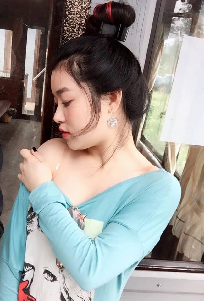 Vợ mới cưới kém 12 tuổi sống cùng ca sĩ hội chợ Lâm Chấn Huy trong dinh thự 5 tỷ là ai?-11