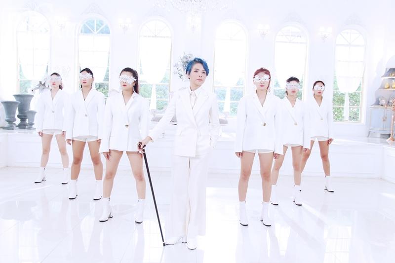 Chi hàng tỷ đồng làm MV made in Korea, Vũ Cát Tường vẫn bị chê sến rap ngang phè như đọc-6