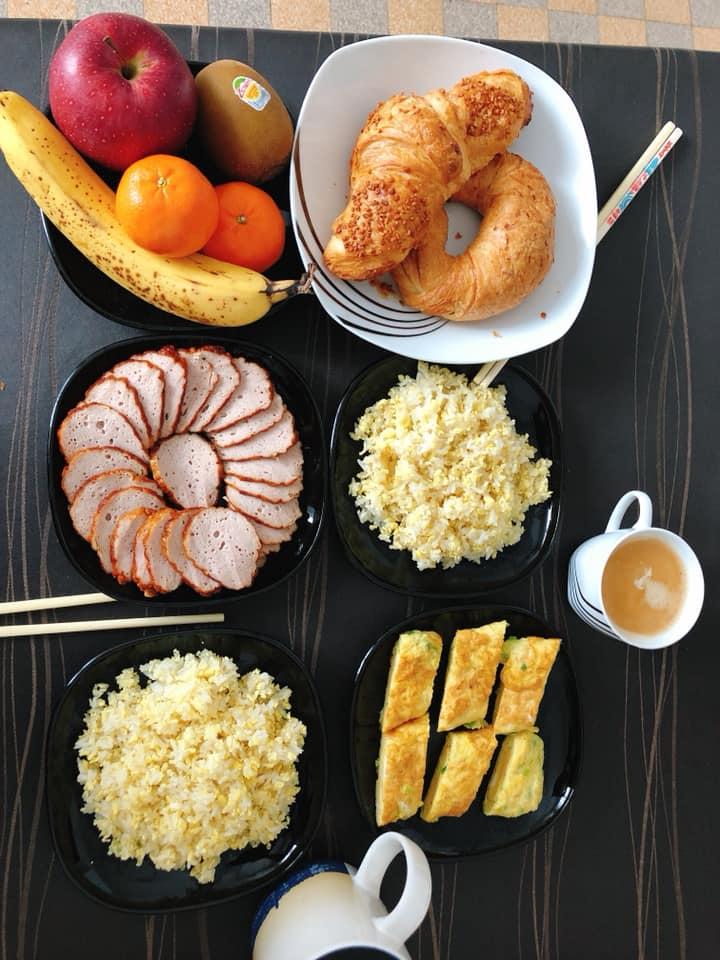 Mới sinh em bé được 5 ngày, mẹ trẻ đã dậy làm mâm cơm ngon đã mắt khiến chị em trầm trồ khen ngợi-7