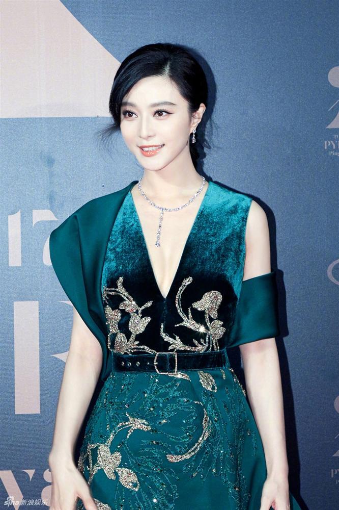 Quản lý quyền lực bị bắt và truy cứu hình sự, vậy lý do gì Phạm Băng Băng lại không phải ngồi tù?-2