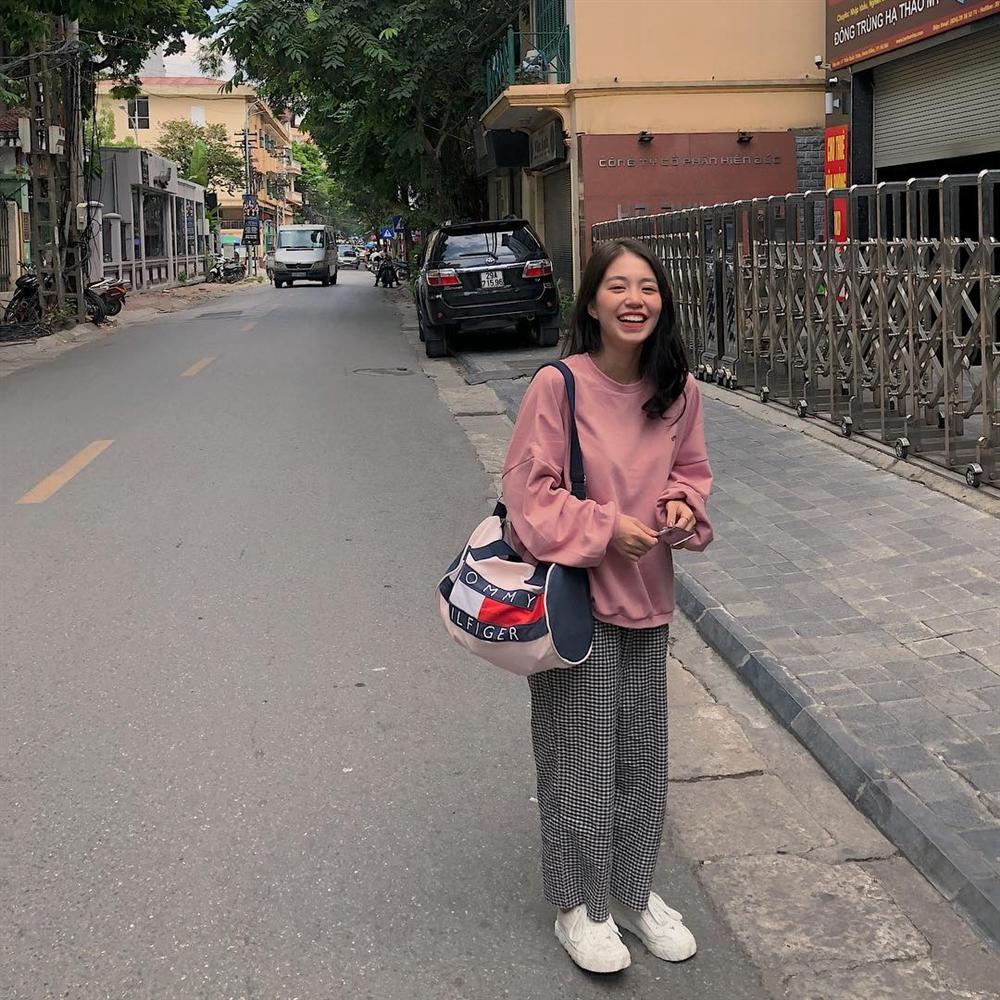 Chẳng cần RƯỢU hotgirl Kiều Trinh cũng khiến người nhìn bị SAY với đôi gò bồng đảo đẫy đà-6