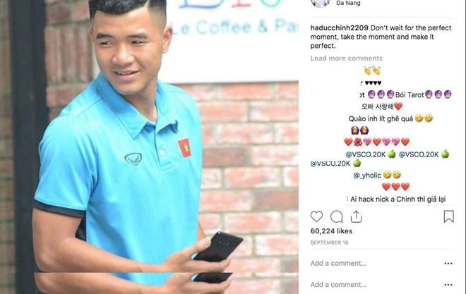 Cầu thủ Đức Chinh khoe đang học tiếng Anh, không còn sai chính tả-4