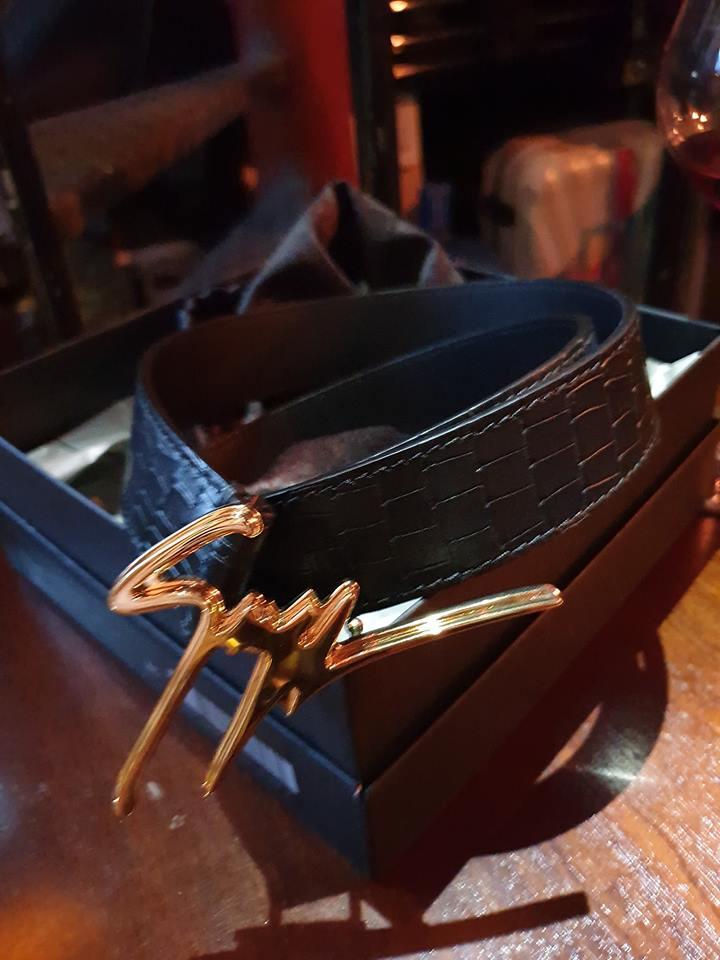 Tự thưởng dịp sinh nhật, Tuấn Hưng tậu khuyên tai kim cương 7 tỷ đồng-3