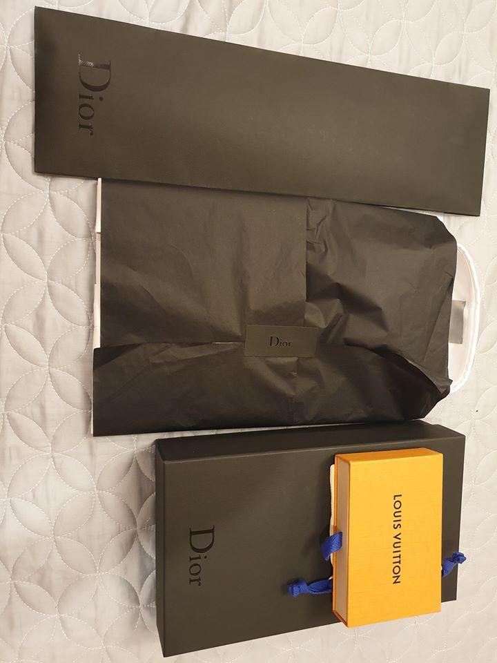 Tự thưởng dịp sinh nhật, Tuấn Hưng tậu khuyên tai kim cương 7 tỷ đồng-4