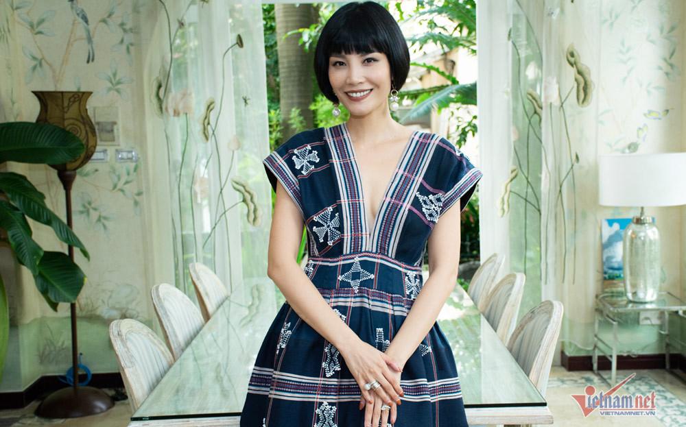 Vũ Cẩm Nhung: 9 năm mong con, chồng chưa lần nào buông tay tôi-4