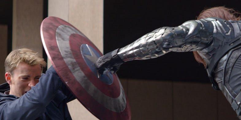 13 khoảnh khắc đáng nhớ nhất của Captain America Chris Evans ở MCU-8