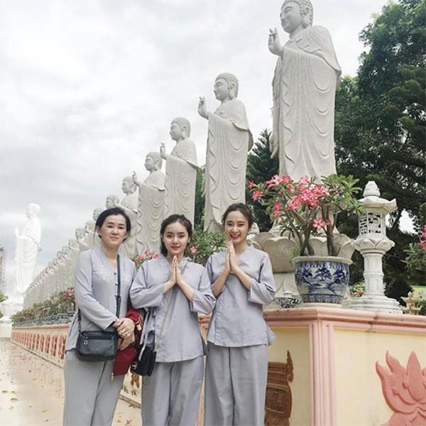 Lý do nào khiến Nguyễn Thị Hà xuống tóc, Việt Trinh và nhiều mỹ nhân Việt tìm cửa Phật?-5