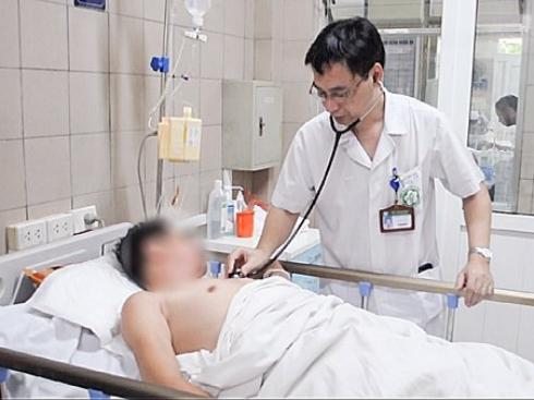 Người đàn ông giãn đồng tử tưởng chết bất ngờ hồi sinh trở lại