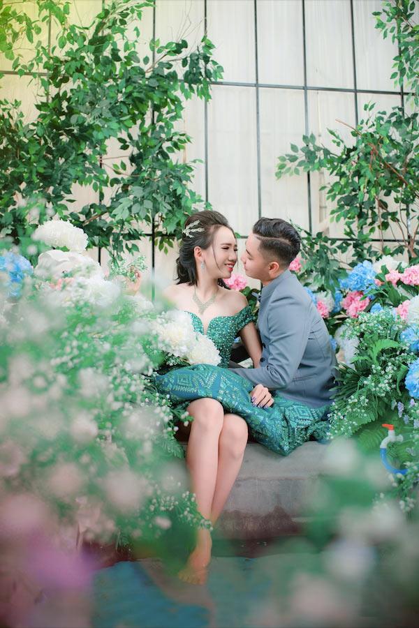 Đám cưới đặc biệt của cặp đôi cô dâu NAM, chú rể NỮ gây xôn xao cộng đồng LGBT-11