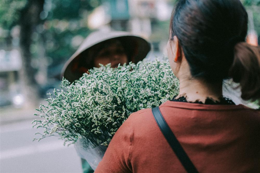 Khoảnh khắc yên bình trong tiết thu Hà Nội ngày cuối tuần-2