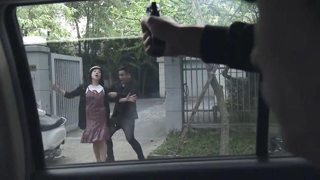 Tai nạn trên phim trường Quỳnh Búp Bê: Thái tử Thiên Thai bắn nhầm quay phim-2