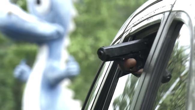 Tai nạn trên phim trường Quỳnh Búp Bê: Thái tử Thiên Thai bắn nhầm quay phim-1