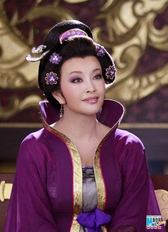 Nổi tiếng với vai Võ Mỵ Nương, 3 đại mỹ nhân lẫy lừng người trốn thuế khốn đốn, kẻ cay đắng đường tình-3