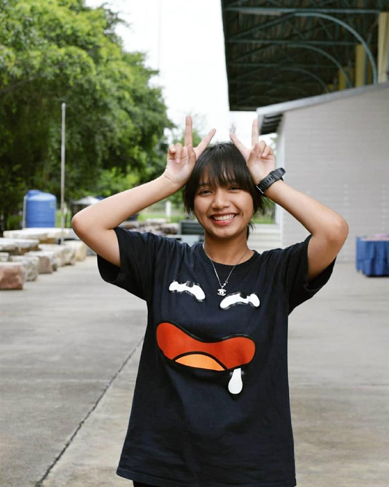 10X được khen là bản sao của ca sĩ Lisa: Mình rất yêu quý cô ấy-13