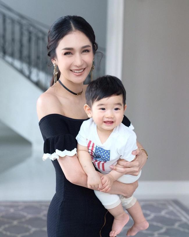 Cuộc sống của hội RICH MOM: Hết lấy chồng soái ca lại giàu nứt đố đổ vách-7